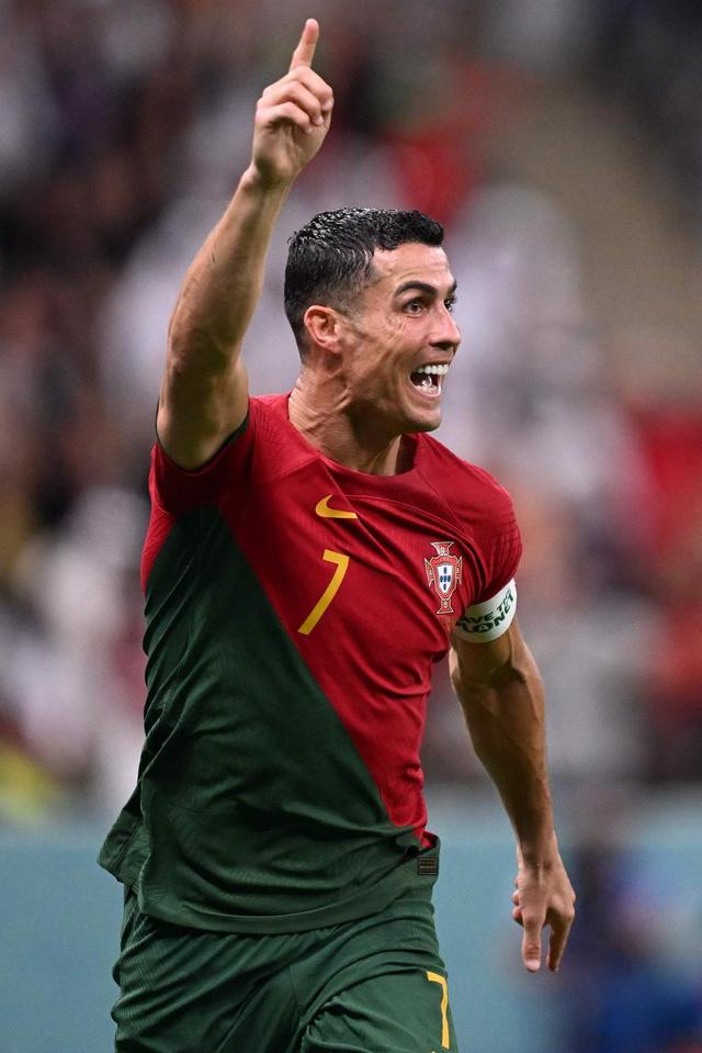 英超积分榜：利物浦连败后跌至第11，蓝军曼城分列二三位