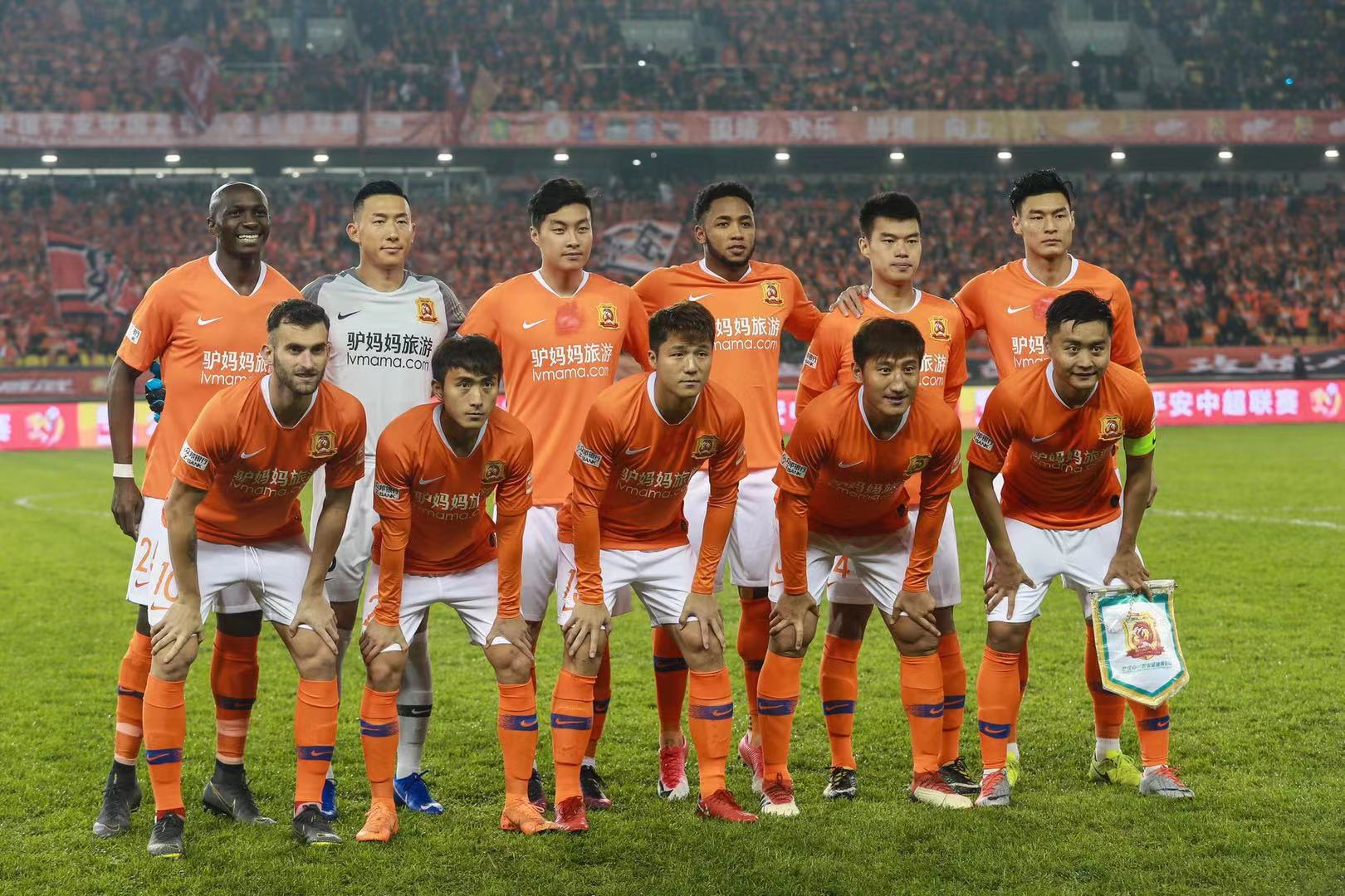 中国女足出战英格兰女足名单：王霜、吴海燕领衔，张琳艳在列