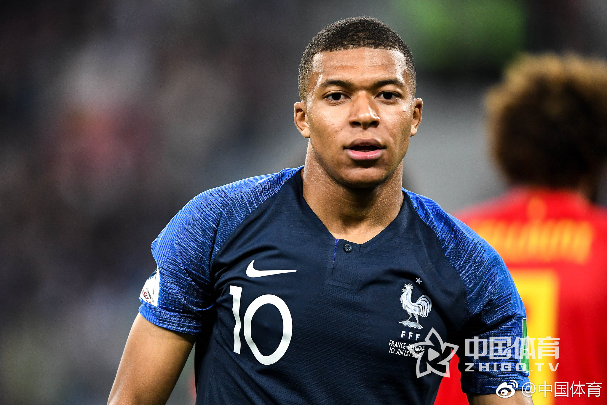 叒没传球，萨拉赫无视维尔茨要球选择补射，结果被封堵（又不传！萨拉赫无视维尔茨要球强行补射，仍被封堵）