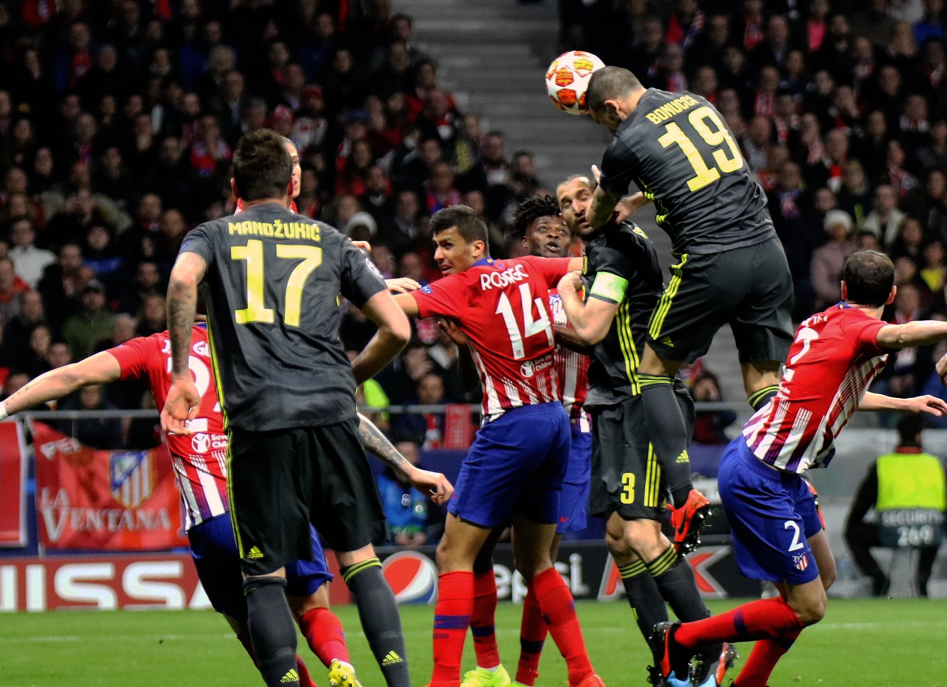 R.I.P.，前德国国青后卫赫特纳因缆车事故不幸坠亡，年仅34岁（前德国国青后卫赫特纳因缆车事故不幸离世，享年34岁）