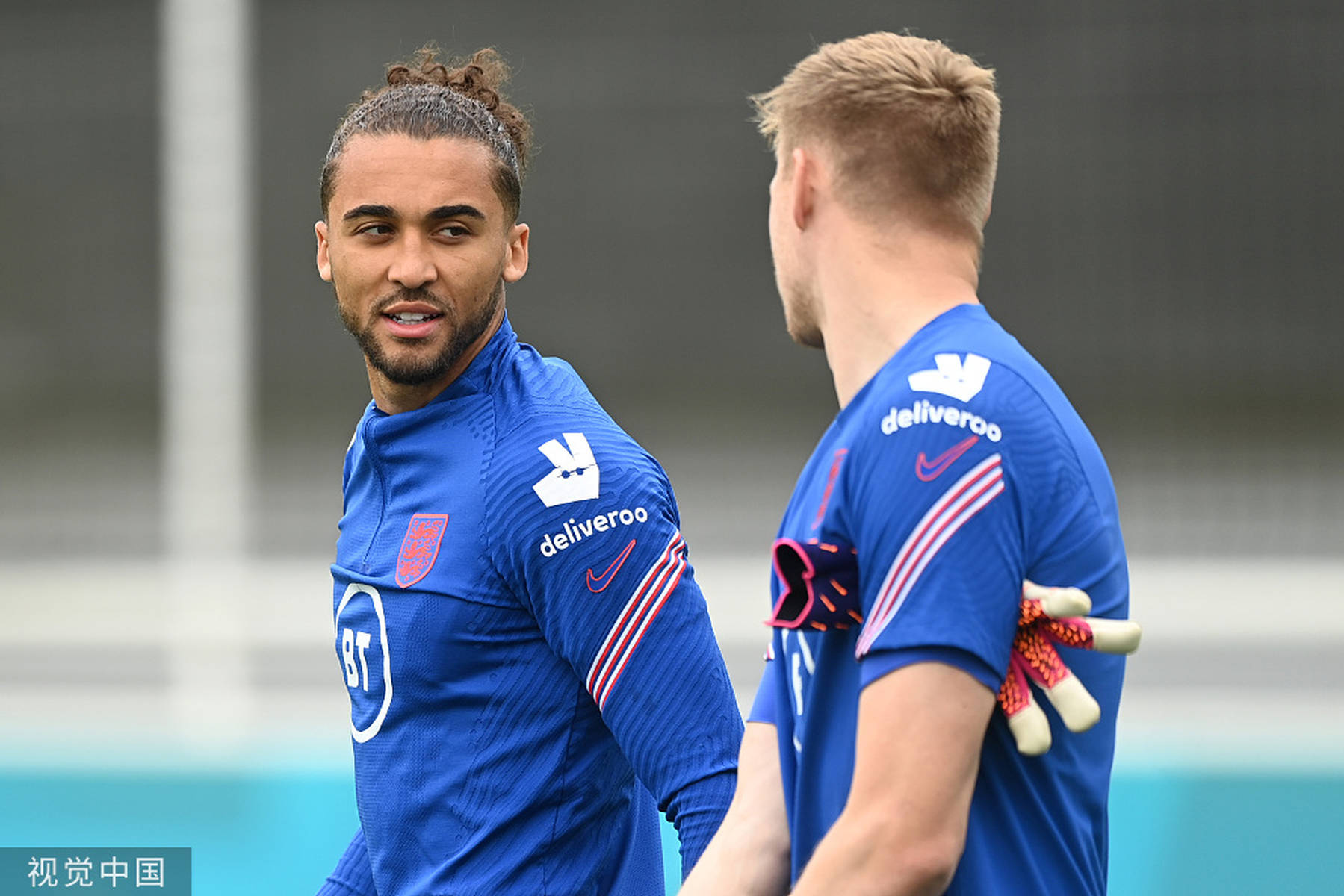 重回巅峰？内马尔17分钟戴帽助桑托斯赢球，赛后透露自己未来去向（内马尔17分钟戴帽助桑托斯取胜，赛后自曝下一站：重返巅峰在路上？）