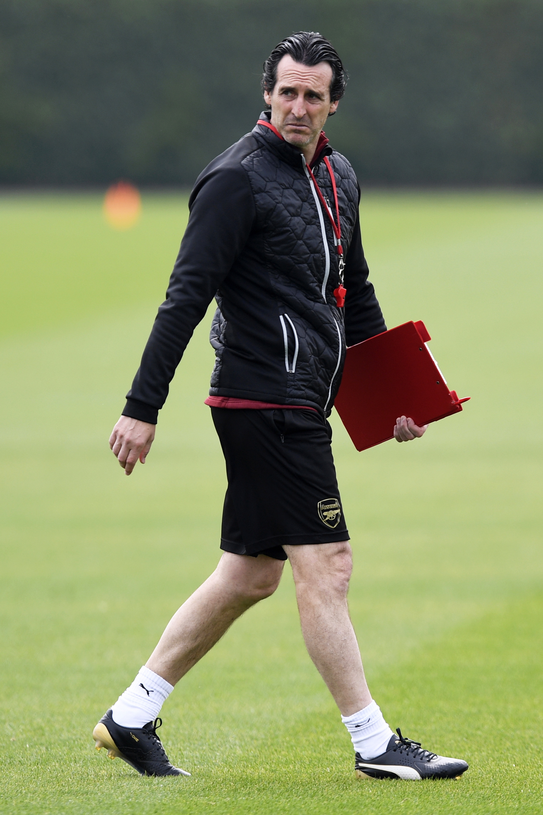 赢球才能避免垫底，中国U15vs中国香港首发：柯博文出战（为摆脱垫底唯有取胜：中国U15对阵中国香港首发出炉，柯博文先发）