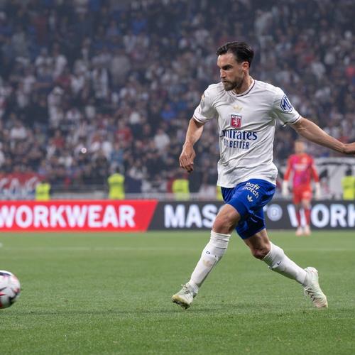 继续扩张商业版图，C罗宣布对AI公司Perplexity进行投资